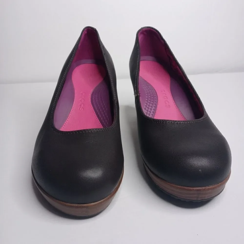 CROCS brown wedges